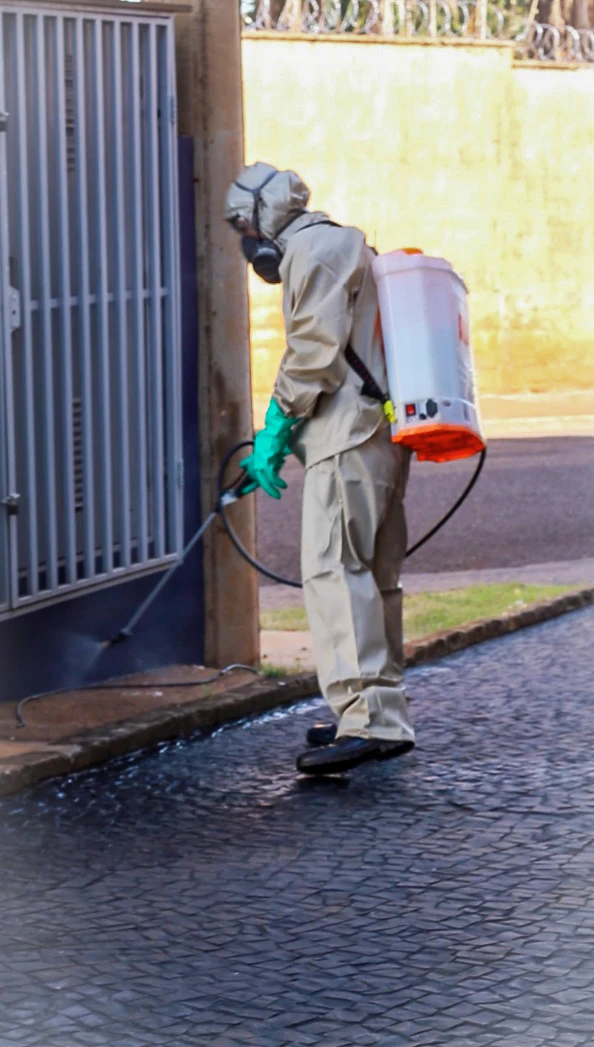 Empresa de controle de pragas urbanas